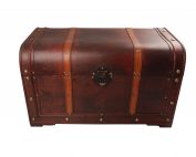 Colonial Chest with Leather Starps